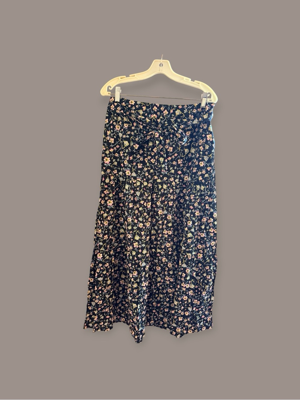 NWTs Who What Wear Black Floral Maxi Skirt with Tie Waist